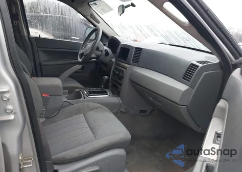 2005 Jeep Grand Cherokee Laredo from USA, damaged, VIN 1J4GR48K05C506865